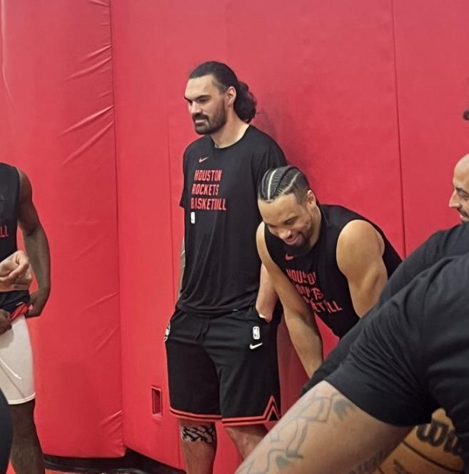 开云体育app下载入口-若得8+3控卫，火箭中锋短板迎刃而解？阿门重回4号位，斯通精明