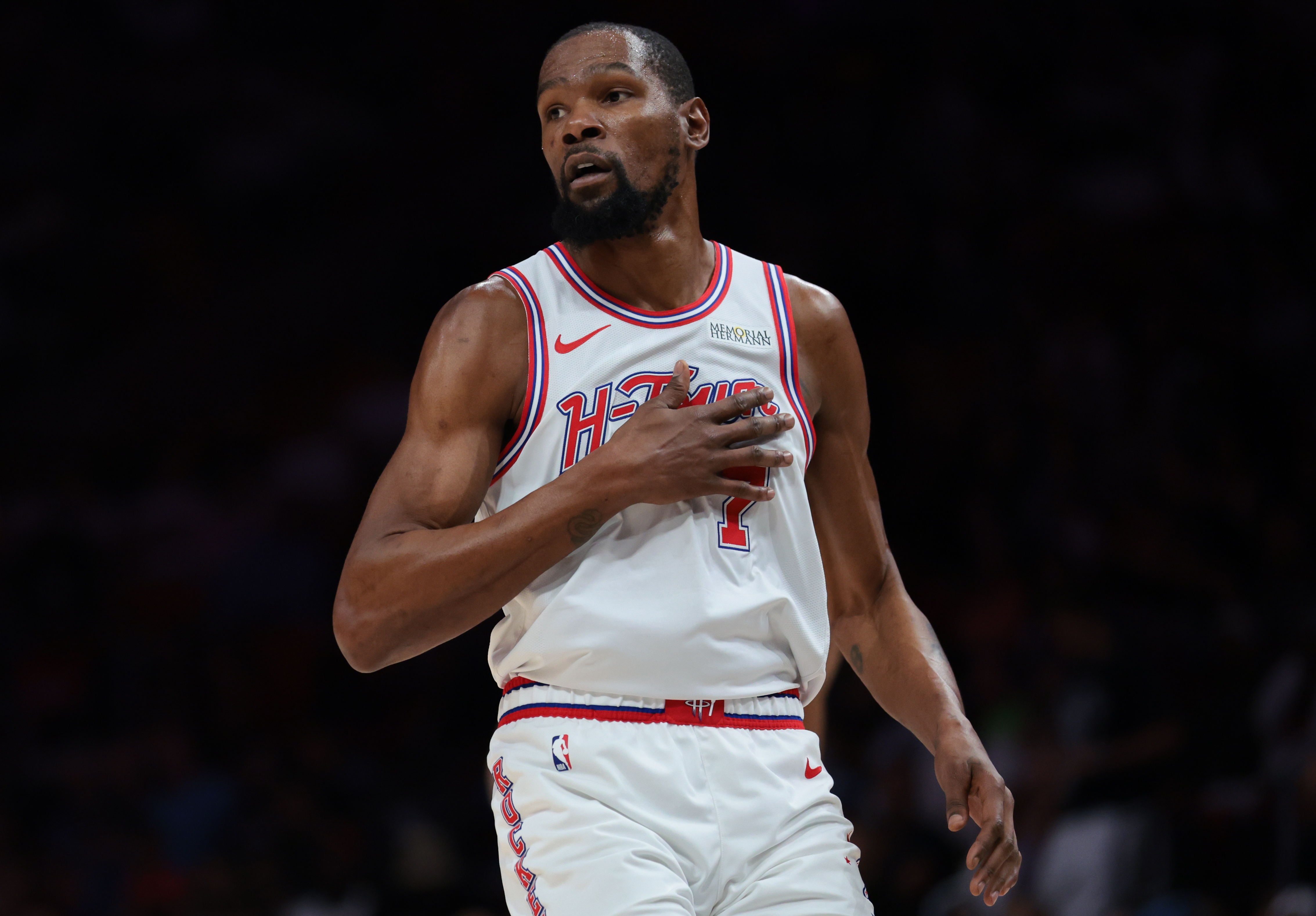 开云体育app入口-杜兰特：今天防守非常出色 迫使对手陷入阵地进攻&amp;勉强投篮